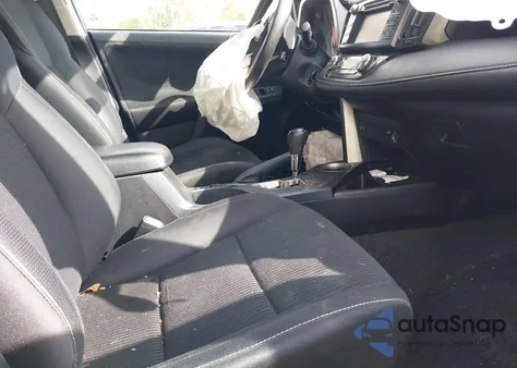 2013 Toyota Rav4 Xle z USA, uszkodzony, nr VIN 2T3RFREV5DW067807